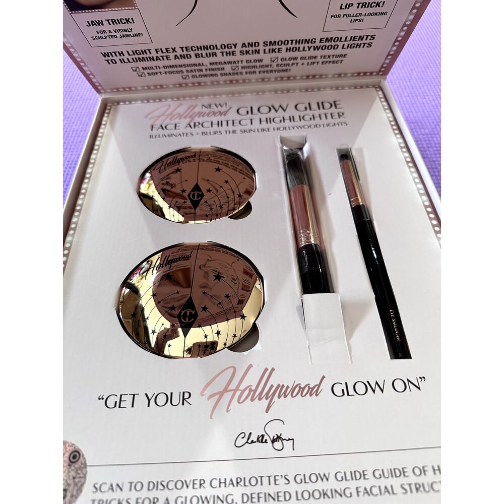 New Charlotte Tilbury Hollywood Glow PR Box 2 highlighters & 2 brushes